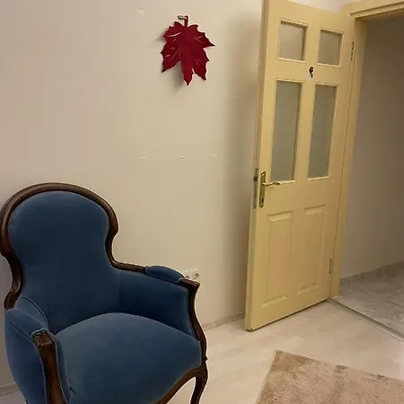 Hotel Kadikoey Modada Denize Yakin